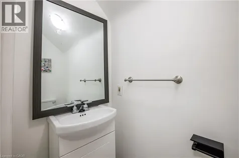 521 South Pelham Road Welland ON L3C 3C7