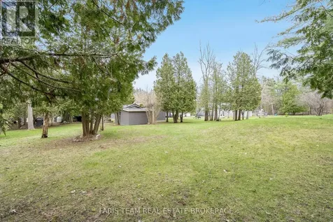 46 Greenwood Avenue Oro-medonte ON L0K 1E0