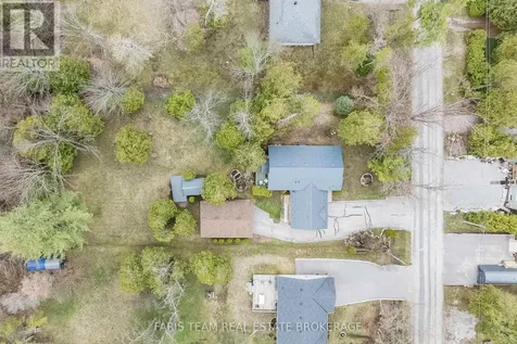 46 Greenwood Avenue Oro-medonte ON L0K 1E0