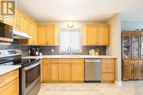 46 Greenwood Avenue Oro-medonte ON L0K 1E0