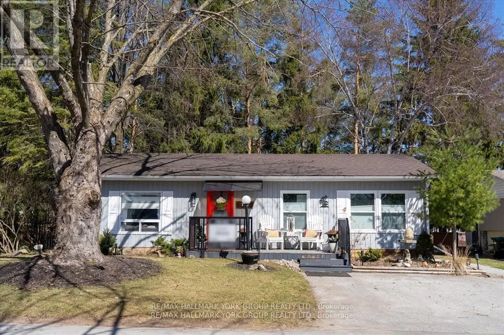 18 Cherrywood Lane Innisfil ON L9S 1M6