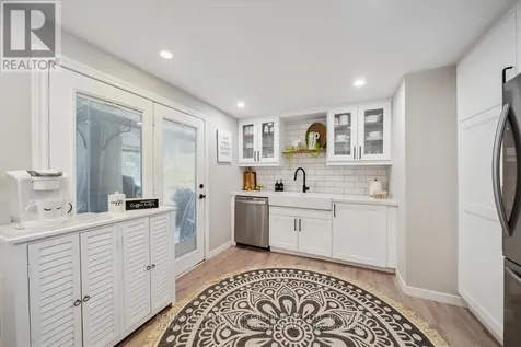 18 Cherrywood Lane Innisfil ON L9S 1M6