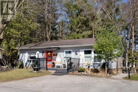 18 Cherrywood Lane Innisfil ON L9S 1M6