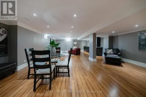 17 Fountainview Lane Uxbridge ON L9P 0B8