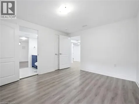 22 Lillian Way Caledonia ON N3W 0C6