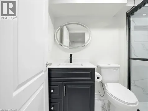 22 Lillian Way Caledonia ON N3W 0C6