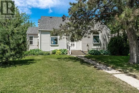 272 John Street North Stratford ON N5A 6M1