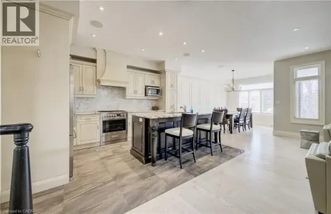 121 Oak Park Drive Waterloo ON N2K 0B3
