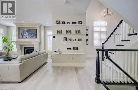 121 Oak Park Drive Waterloo ON N2K 0B3