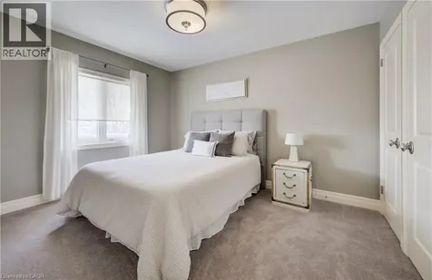 121 Oak Park Drive Waterloo ON N2K 0B3