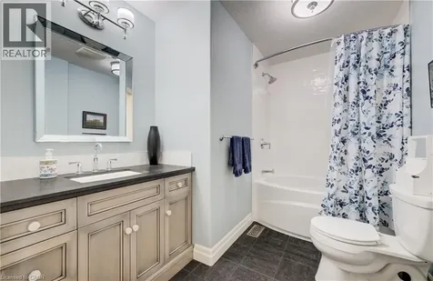 121 Oak Park Drive Waterloo ON N2K 0B3