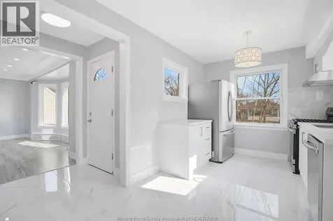 2653 Alexis Street Windsor ON N8W 3Z7