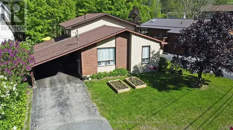 28 Forest Street Parry Sound ON P2A 2P9