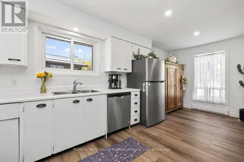 28 Forest Street Parry Sound ON P2A 2P9