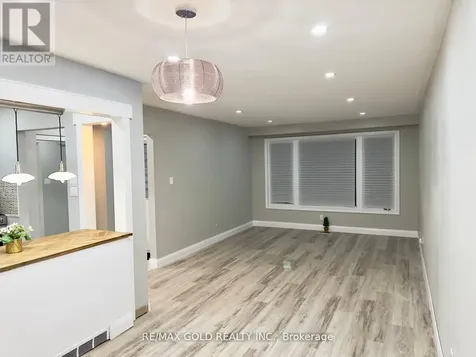 156 Mooregate Crescent Kitchener ON N2M 2G1
