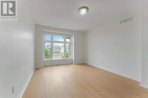 424 Cooks Mill Crescent Ottawa ON K1V 2M9