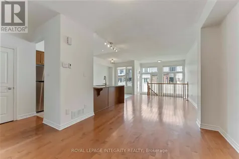 424 Cooks Mill Crescent Ottawa ON K1V 2M9