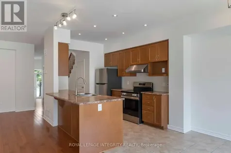 424 Cooks Mill Crescent Ottawa ON K1V 2M9