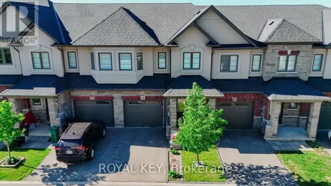 324 Equestrian Way Cambridge ON N3E 0C1