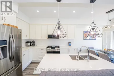 324 Equestrian Way Cambridge ON N3E 0C1