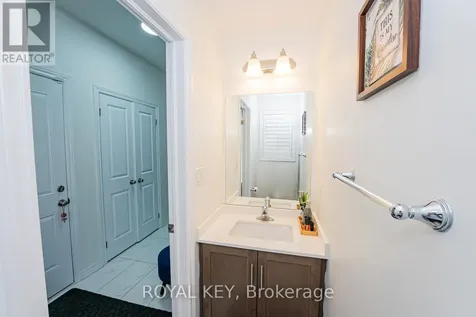 324 Equestrian Way Cambridge ON N3E 0C1