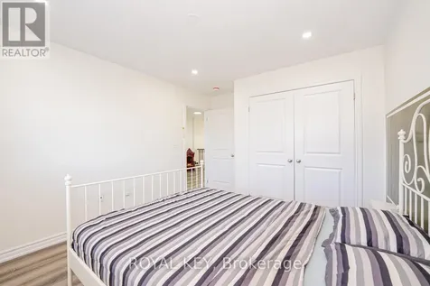 324 Equestrian Way Cambridge ON N3E 0C1