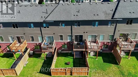 324 Equestrian Way Cambridge ON N3E 0C1