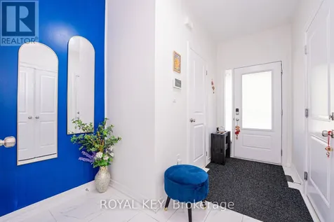 324 Equestrian Way Cambridge ON N3E 0C1