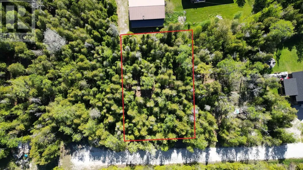 Part 71 Libby Street Northern Bruce Peninsula ON N0H 1W0