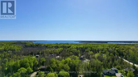 Part 71 Libby Street Northern Bruce Peninsula ON N0H 1W0