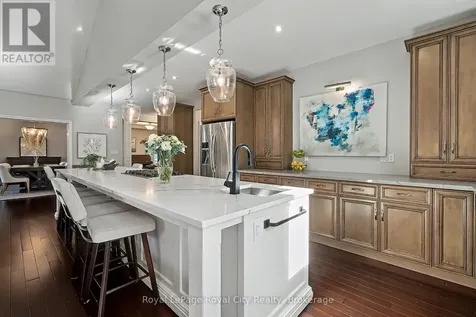 8 Zaduk Place Guelph (kortright East) ON N1G 0A7