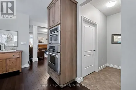8 Zaduk Place Guelph (kortright East) ON N1G 0A7