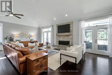 8 Zaduk Place Guelph (kortright East) ON N1G 0A7