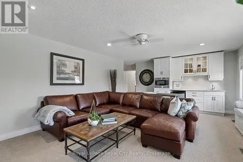 8 Zaduk Place Guelph (kortright East) ON N1G 0A7
