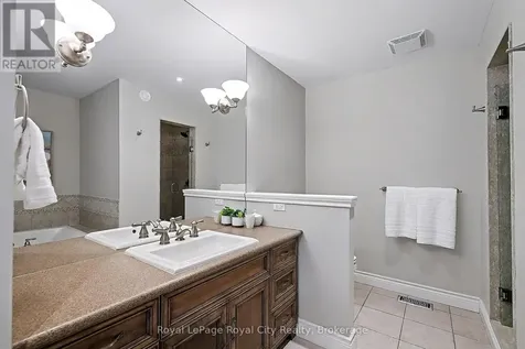 8 Zaduk Place Guelph (kortright East) ON N1G 0A7