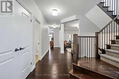 8 Zaduk Place Guelph (kortright East) ON N1G 0A7