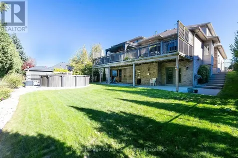 8 Zaduk Place Guelph (kortright East) ON N1G 0A7