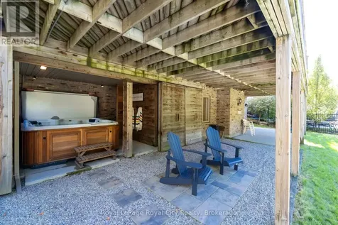 8 Zaduk Place Guelph (kortright East) ON N1G 0A7