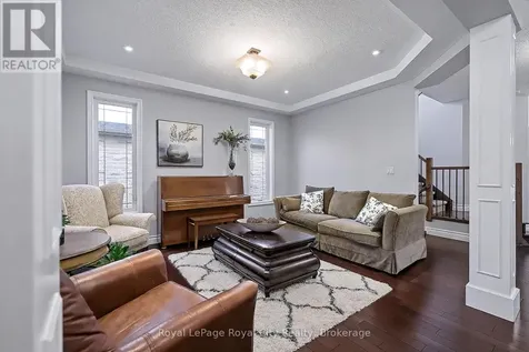 8 Zaduk Place Guelph (kortright East) ON N1G 0A7
