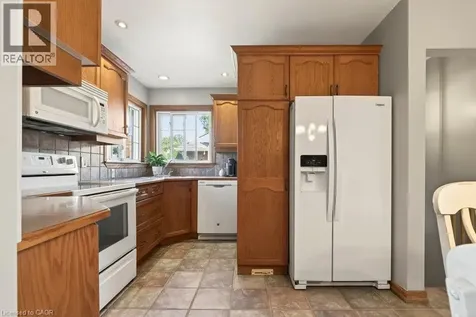 15 Faircourt Drive Stoney Creek ON L8G 2J4