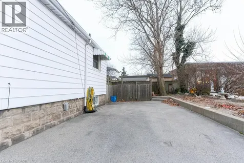 501 Upper Wellington Street Hamilton ON L9A 3P6