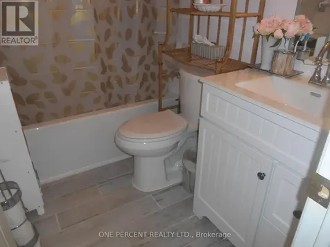 22 Brillinger Drive Wasaga Beach ON L9Z 1L4