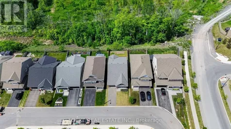 639 Baie-des-castors Street Ottawa ON K4A 1J4