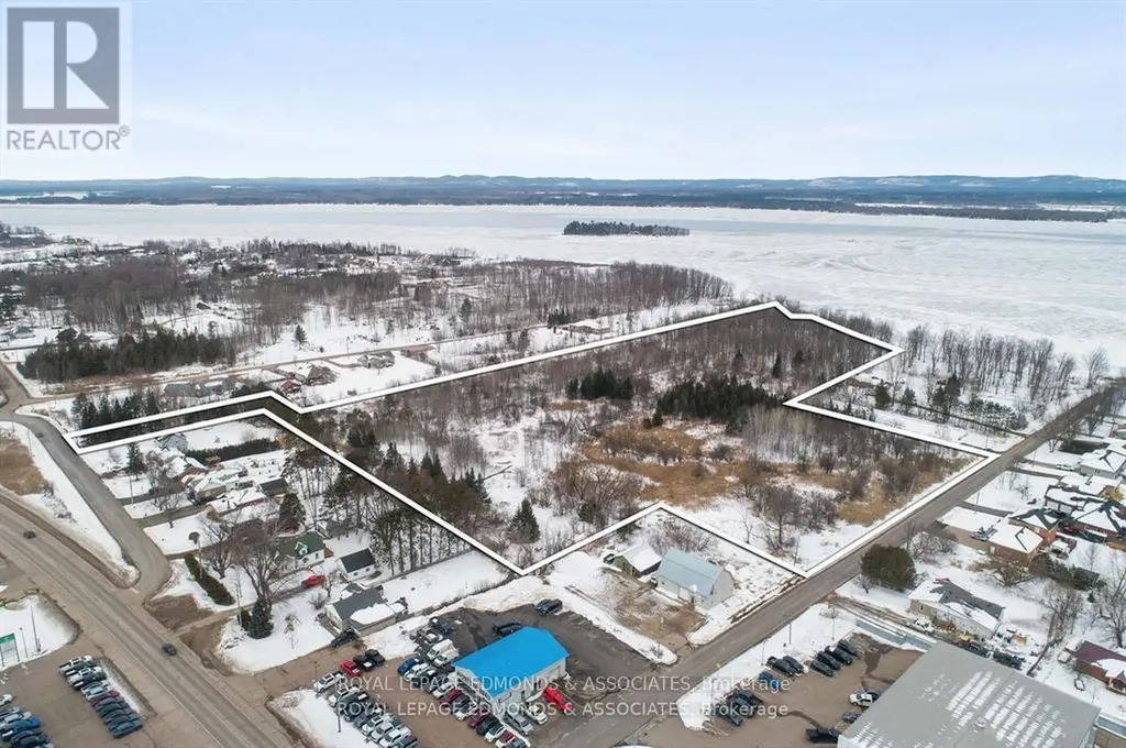 0 Golf Course Road Laurentian Valley ON K8A 5L8