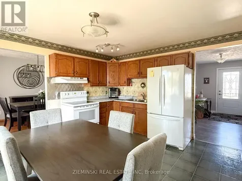 403 Scott Street Iroquois Falls ON P0K 1G0