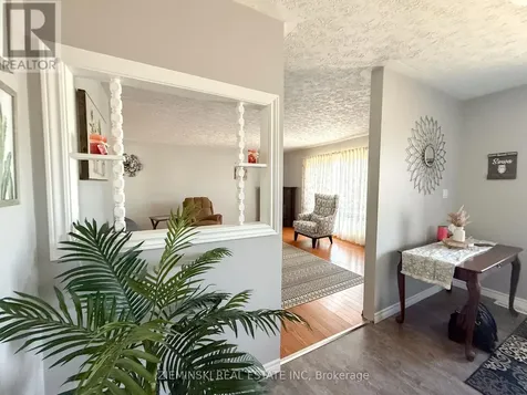 403 Scott Street Iroquois Falls ON P0K 1G0