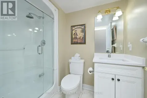 4 Briar Hill Heights New Tecumseth ON L9R 1Z7