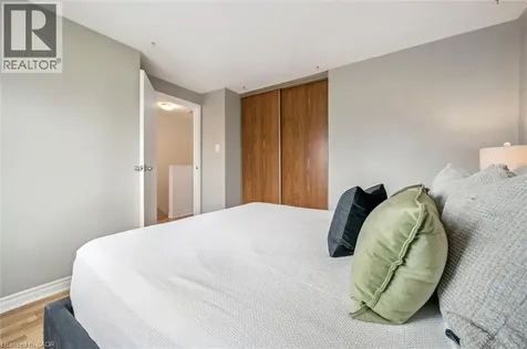 423 Cadbury Court Waterloo ON N2K 3G7