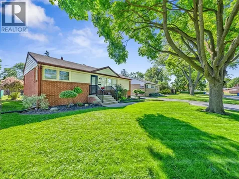 3268 Virginia Park Windsor ON N9E 2C3
