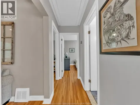 3268 Virginia Park Windsor ON N9E 2C3